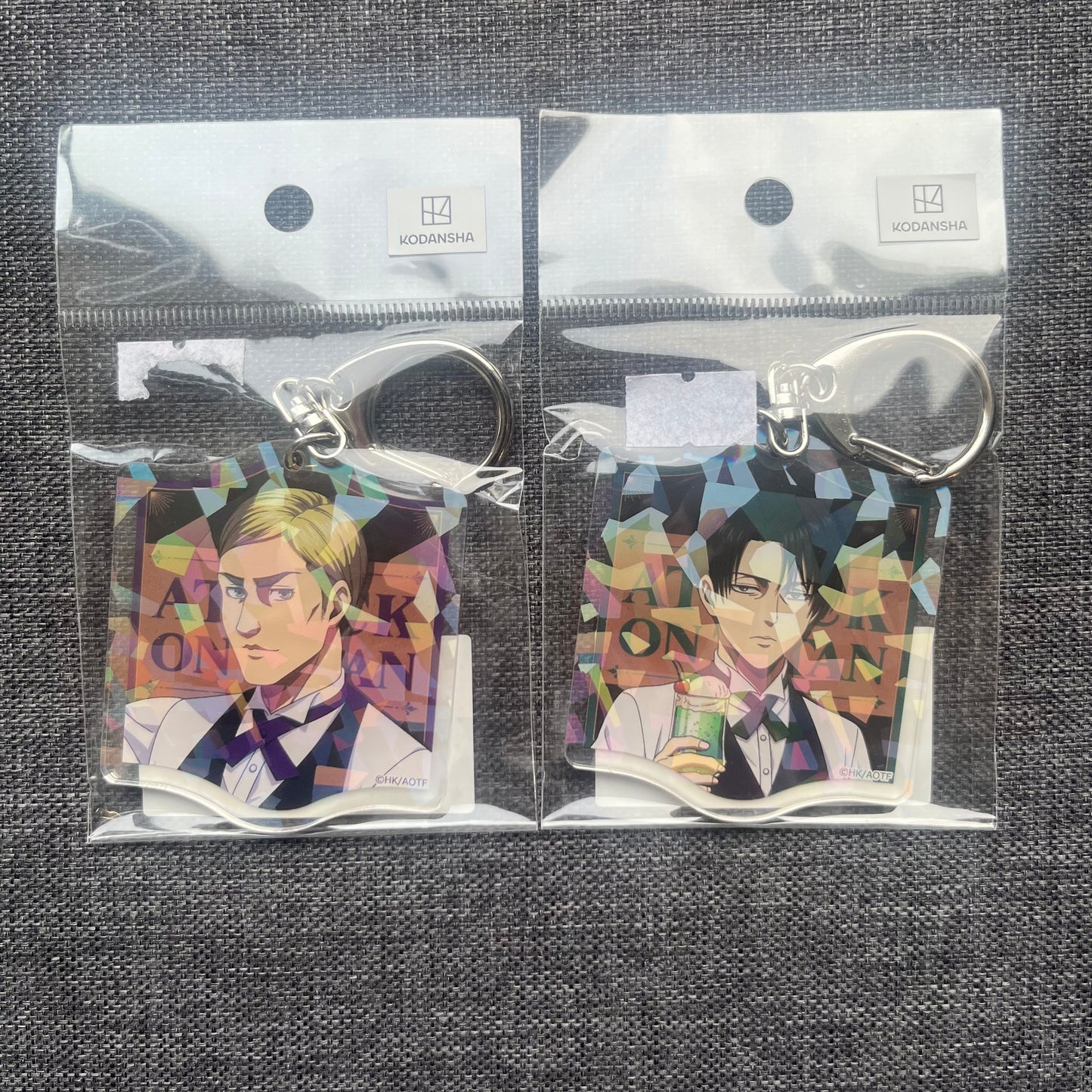 Attack On Titan Erwin / Levi Waiter Holographic Acrylic Charms