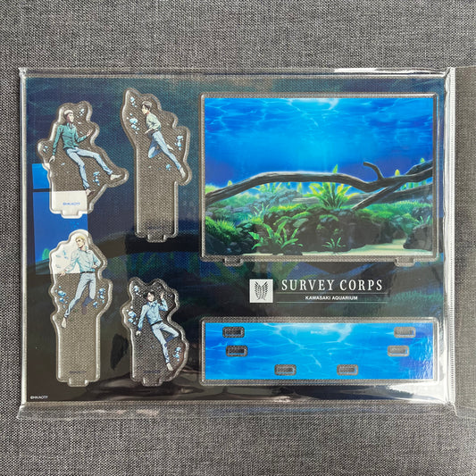 Attack On Titan Underwater Diorama / Large Acrylic Standee